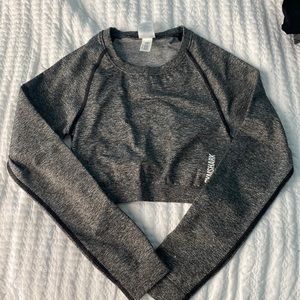 Gym shark crop top